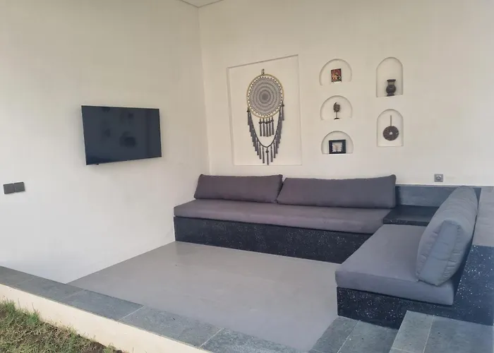 Agusta Villa Uluwatu